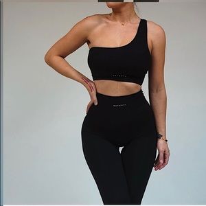 NATURYL by Nikyee Heaton One Shoulder Set